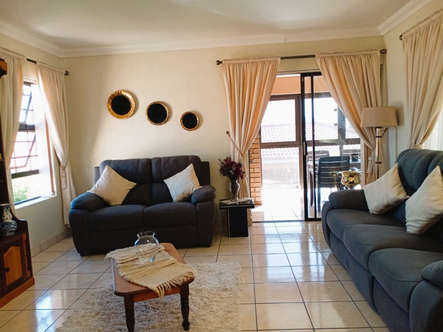 3 Bedroom Property for Sale in Reebok Western Cape